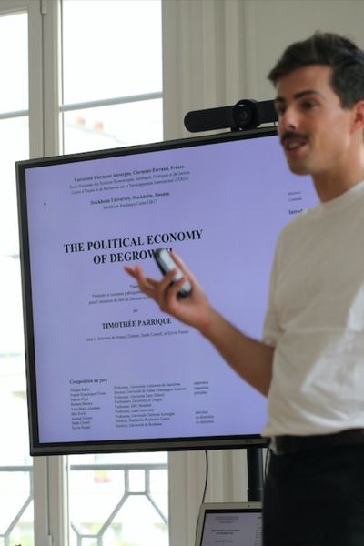 these political economy of degrowth parrique